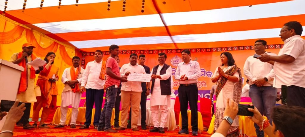 WhatsApp Image 2025-02-07 at 7.33.37 AM