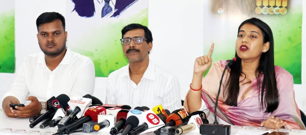 WhatsApp Image 2025-10-25 at 8.16.15 PM