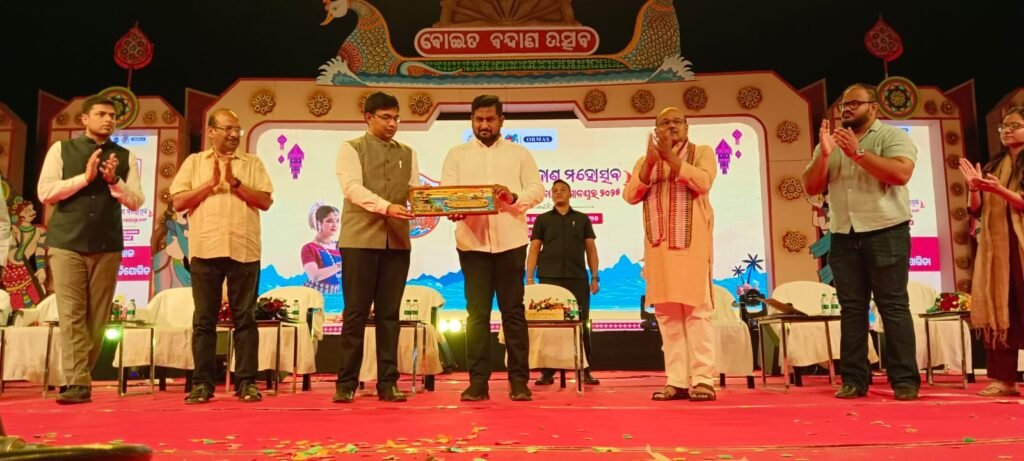 WhatsApp Image 2025-11-07 at 11.46.08 AM