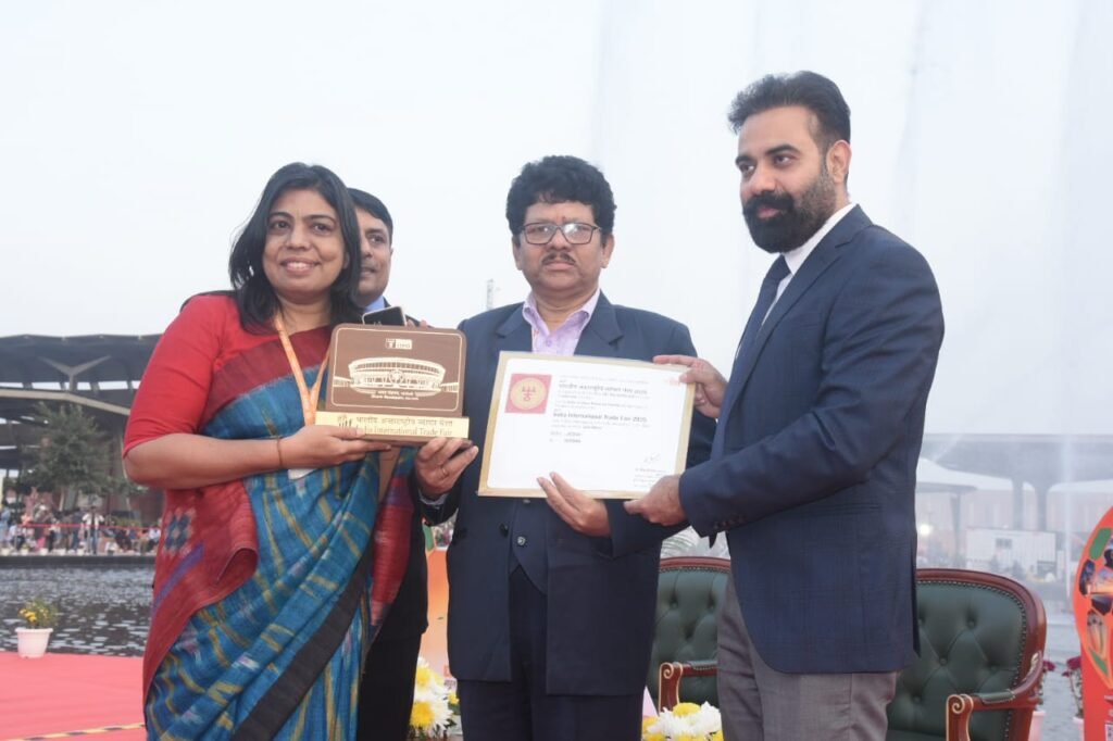 WhatsApp Image 2025-11-27 at 7.35.05 PM