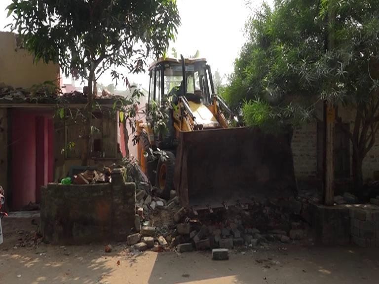 WhatsApp Image 2025-12-16 at 1.09.48 PM (1)