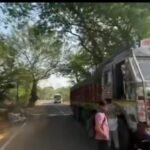 ‌ବିଦେଶି ମଦ ଦୋକାନ ବନ୍ଦ ଦାବିରେ ଗ୍ରାମବାସି ଙ୍କ ରାସ୍ତା ରୋକ