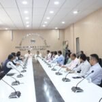 ରାଜ୍ୟରେ ରନ୍ଧନ ଗ୍ୟାସ୍ ଓ ଇନ୍ଧନ ତୈଳର ଉପଲବ୍ଧତା ନେଇ ବିଭିନ୍ନ ତୈଳ କମ୍ପାନୀର କର୍ତ୍ତୃପକ୍ଷଙ୍କ ସହ ଆଲୋଚନା