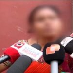 ମହିଳା ପେଟ୍ରୋଲ ଧରି ହାଇକୋର୍ଟ ନିକଟରେ ଥିବା ୪ ଓ ୨ ଚକିଆ ଯାନରେ ଲଗାଇଛନ୍ତି ନିଆଁ