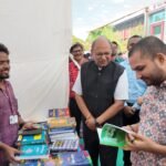 ଓଡିଆ ପକ୍ଷ ପାଳନ ଅବସରରେ ଆସ ବହିଟିଏ କିଣିବା କାର୍ଯ୍ୟକ୍ରମ