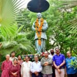 ମହାନ ସ୍ୱାଧୀନତା ସଂଗ୍ରାମୀ ଡଃ ସଦାଶିବ ତ୍ରିପାଠୀଙ୍କ ଜୟନ୍ତୀରେ ମାଲ୍ୟାର୍ପଣ ଓ ଶ୍ରଦ୍ଧାଞ୍ଜଳି