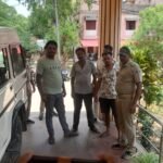ବେଆଇନ ବ୍ଲାଷ୍ଟିଙ୍ଗ ଯୋଜନା : ବିପୁଳ ବିସ୍ପୋରକ ଦୁଇ ଗାଡି ଜବତ ସହ ତିନି ଜଣ ଗିରଫ