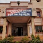 ଗୁଆଲିରେ ଅବୈଧ ମଦ କାରବାର ଉପରେ ପୋଲିସର ଚଢ଼ାଉ : ୨୦୫ ବୋତଲ ବିୟର ଜବତ, ଜଣେ ଗିରଫ