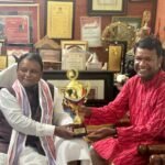 ବାଲୁକା ଶିଳ୍ପୀ ସୁଦର୍ଶନ ପଟ୍ଟନାୟକଙ୍କ ବାସଭବନ ପରିଦର୍ଶନ କଲେ ଓଡ଼ିଶାର ମୁଖ୍ୟମନ୍ତ୍ରୀ ମୋହନ ଚରଣ ମାଝୀ