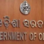 କଟକ ଜିଲ୍ଲାରେ ସରକାରୀ ନିର୍ଦ୍ଦେଶକୁ ଫୁ : ସବୁ କାର୍ଯ୍ୟାଳୟରେ ଗାଦି ମାଡିବାସିଛନ୍ତି ଅଧିକାରୀ ଓ କର୍ମଚାରୀ