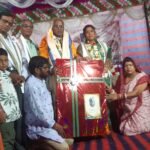 ଆଦର୍ଶ ପ୍ରଧାନ ଶିକ୍ଷକଙ୍କୁ ଉଚ୍ଛର୍ଷିତ ଭାବ ବିହ୍ବଳ ଅବସରକାଳୀନ ସମ୍ବର୍ଦ୍ଧନା