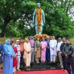 ମହାନ ବିପ୍ଳବୀ ଚକ୍ରଧର ବେହେରାଙ୍କ ଜୟନ୍ତୀରେ ମାଲ୍ୟାର୍ପଣ ଓ ଶ୍ରଦ୍ଧାଞ୍ଜଳି