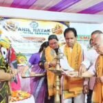 ଅନିଲ ନାୟକ ଙ୍କ ଜନ୍ମଦିନ ଉପଲକ୍ଷେ, ଛାତ୍ର ଛାତ୍ରୀ ମାନଙ୍କୁମାନ ପତ୍ର ସହ ଉପହାର ପ୍ରଦାନ