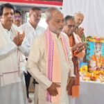 ଜଗଦଗୁରୁ ଶ୍ରୀଧର ସ୍ୱାମୀଙ୍କୁ ପୂଜାଚର୍ନା
